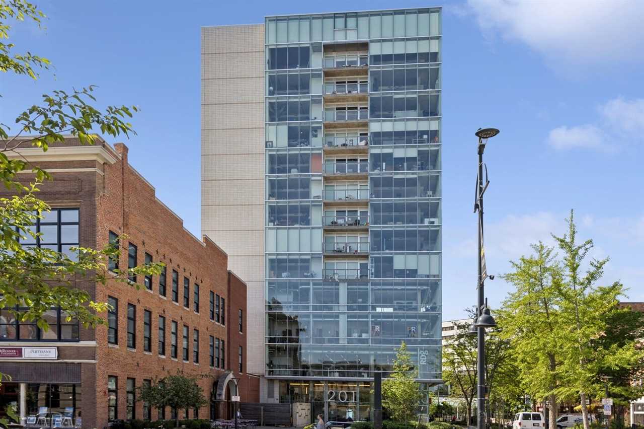 201 E Washington St Unit: No. 501