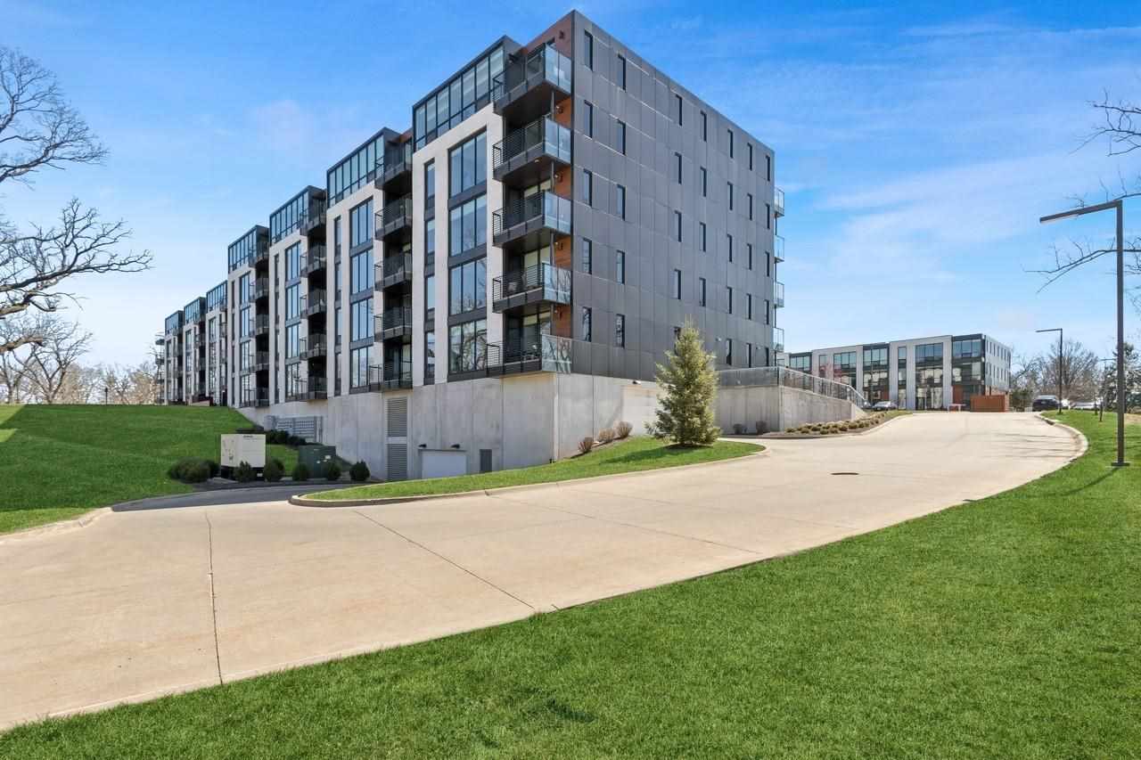 1 University Way Unit: No. 214