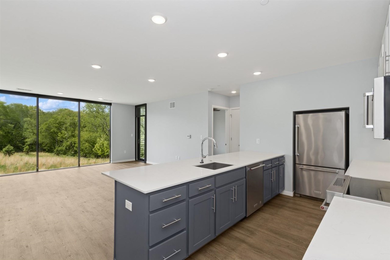 1 University Way Unit: No. 214