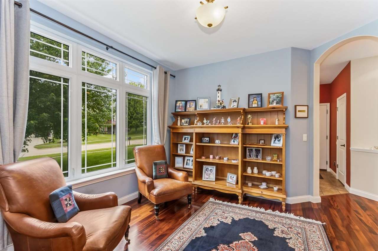 2007 Wedgewood Pl