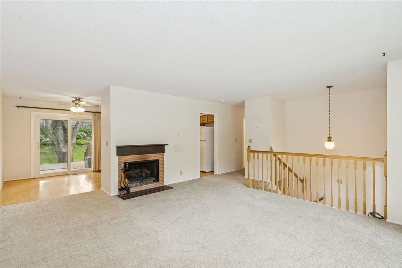 225 Linden Ct