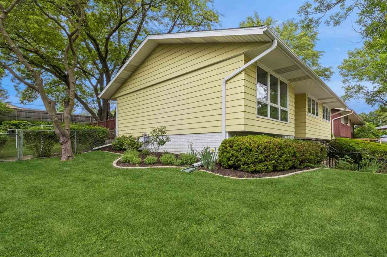 225 Linden Ct