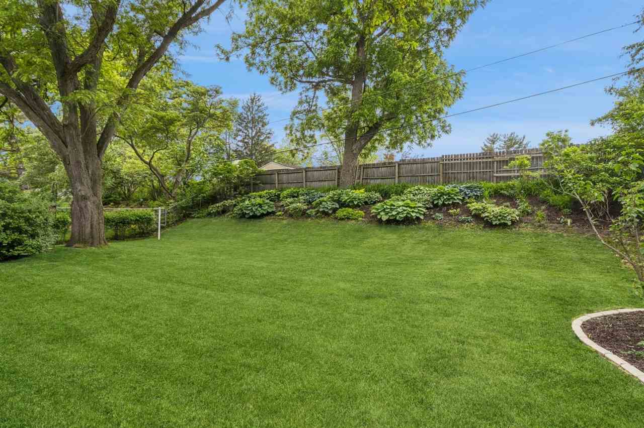 225 Linden Ct