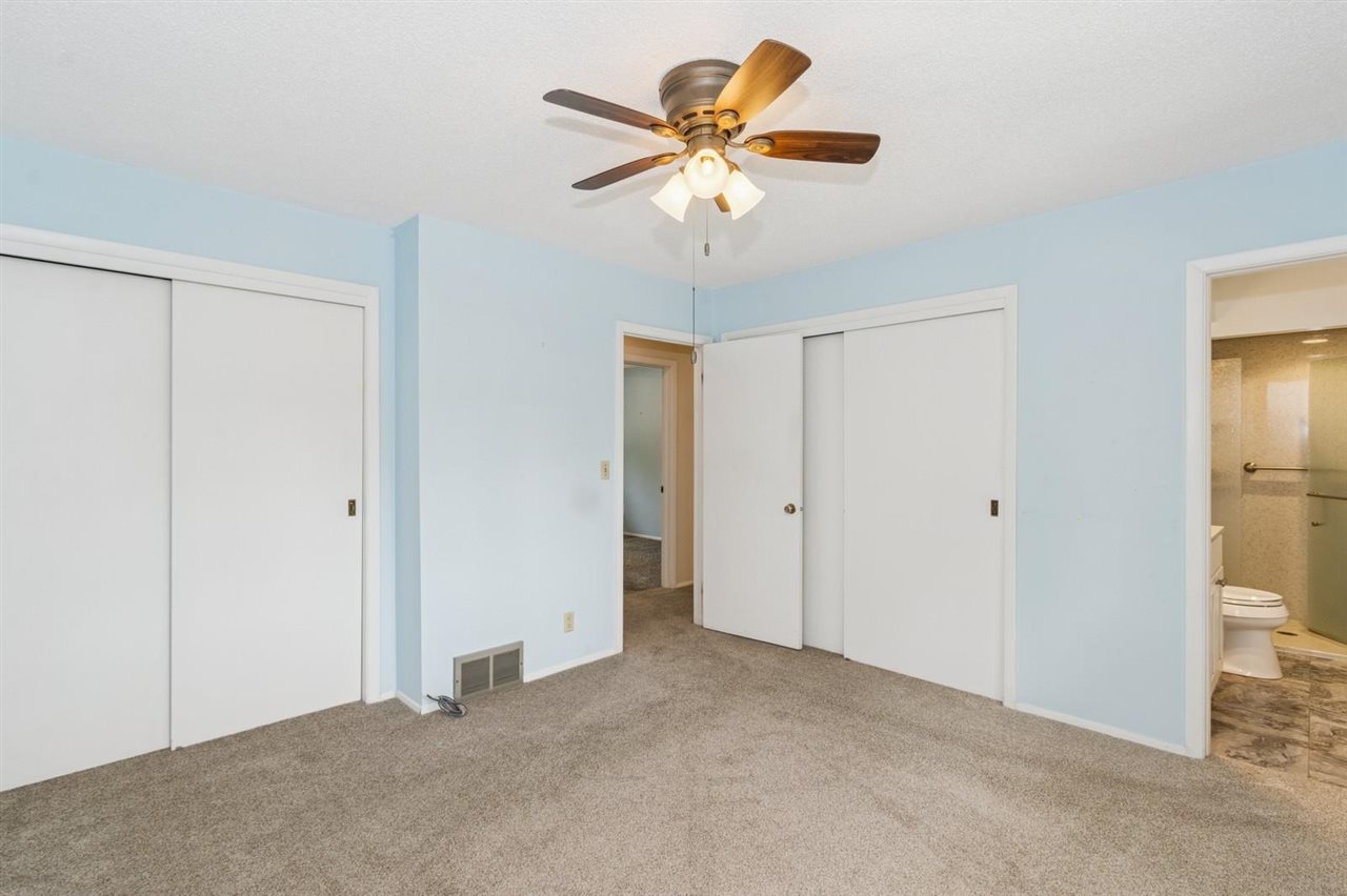 225 Linden Ct