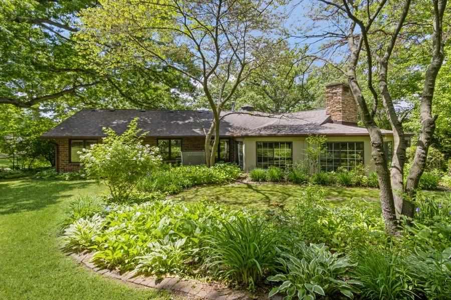 9 Penn Cir