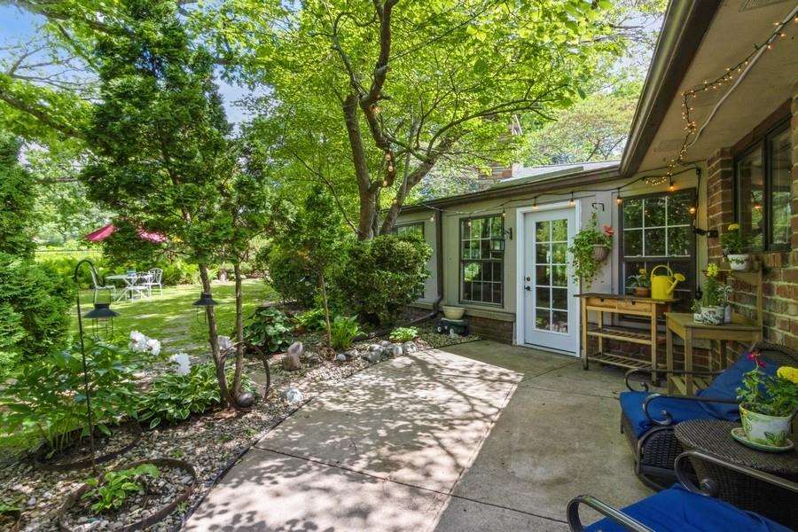 9 Penn Cir
