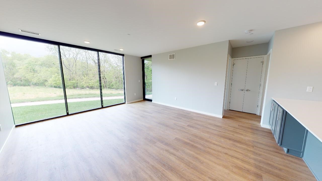 1 University Way Unit: 407