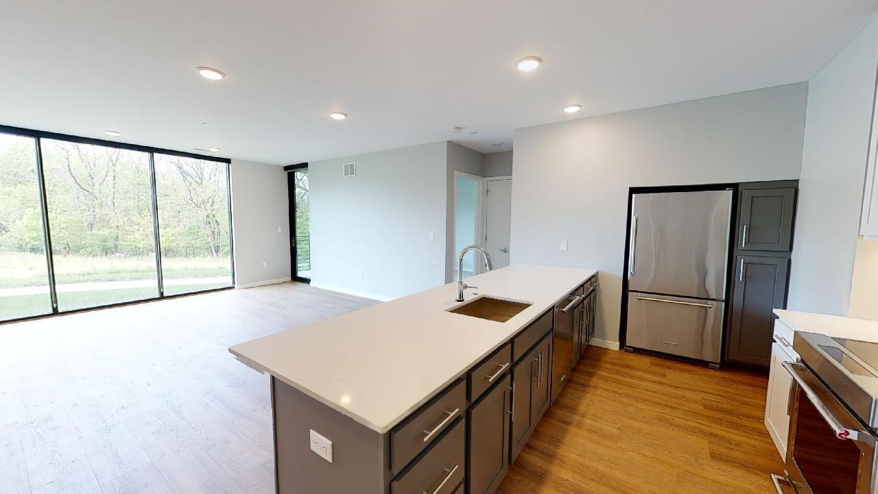 1 University Way Unit: 407