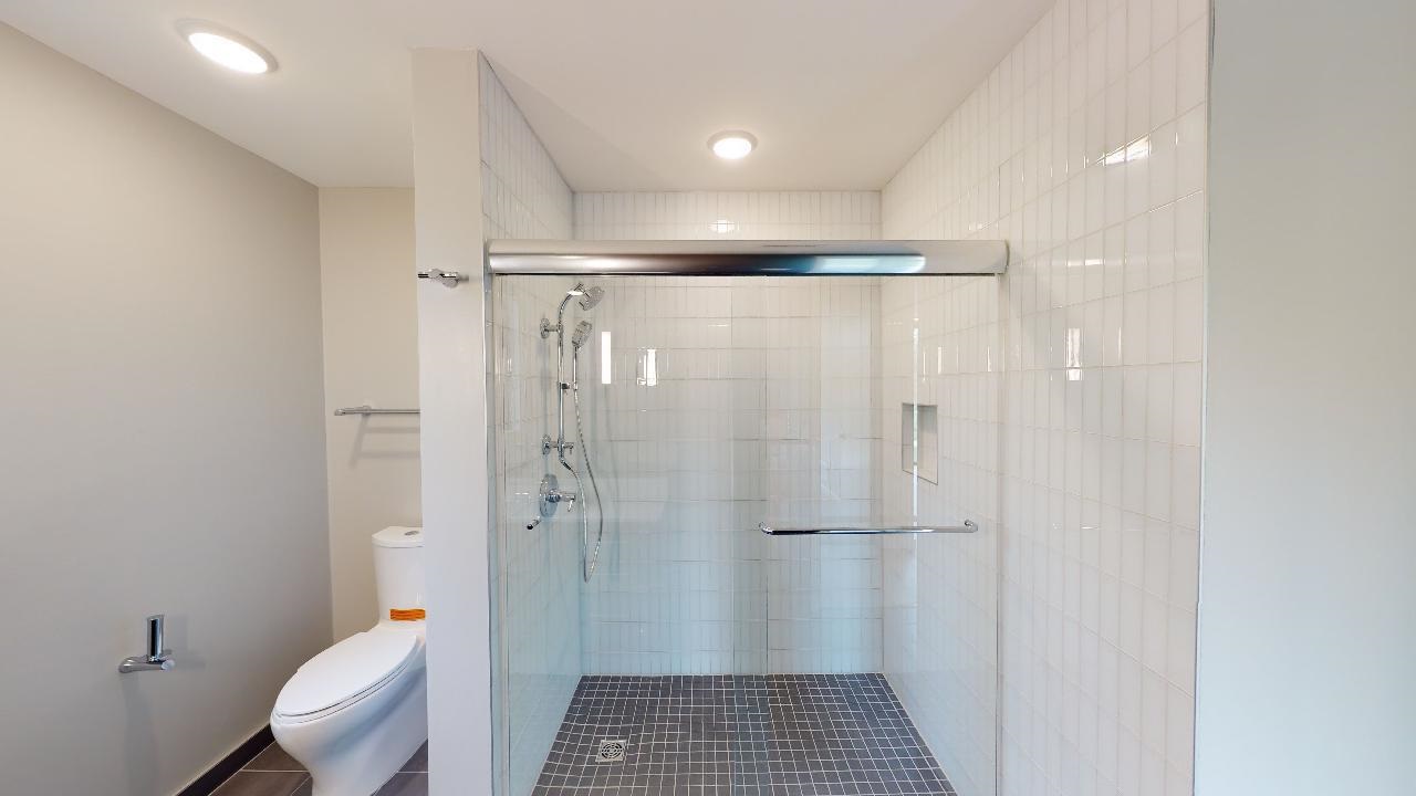 1 University Way Unit: 407