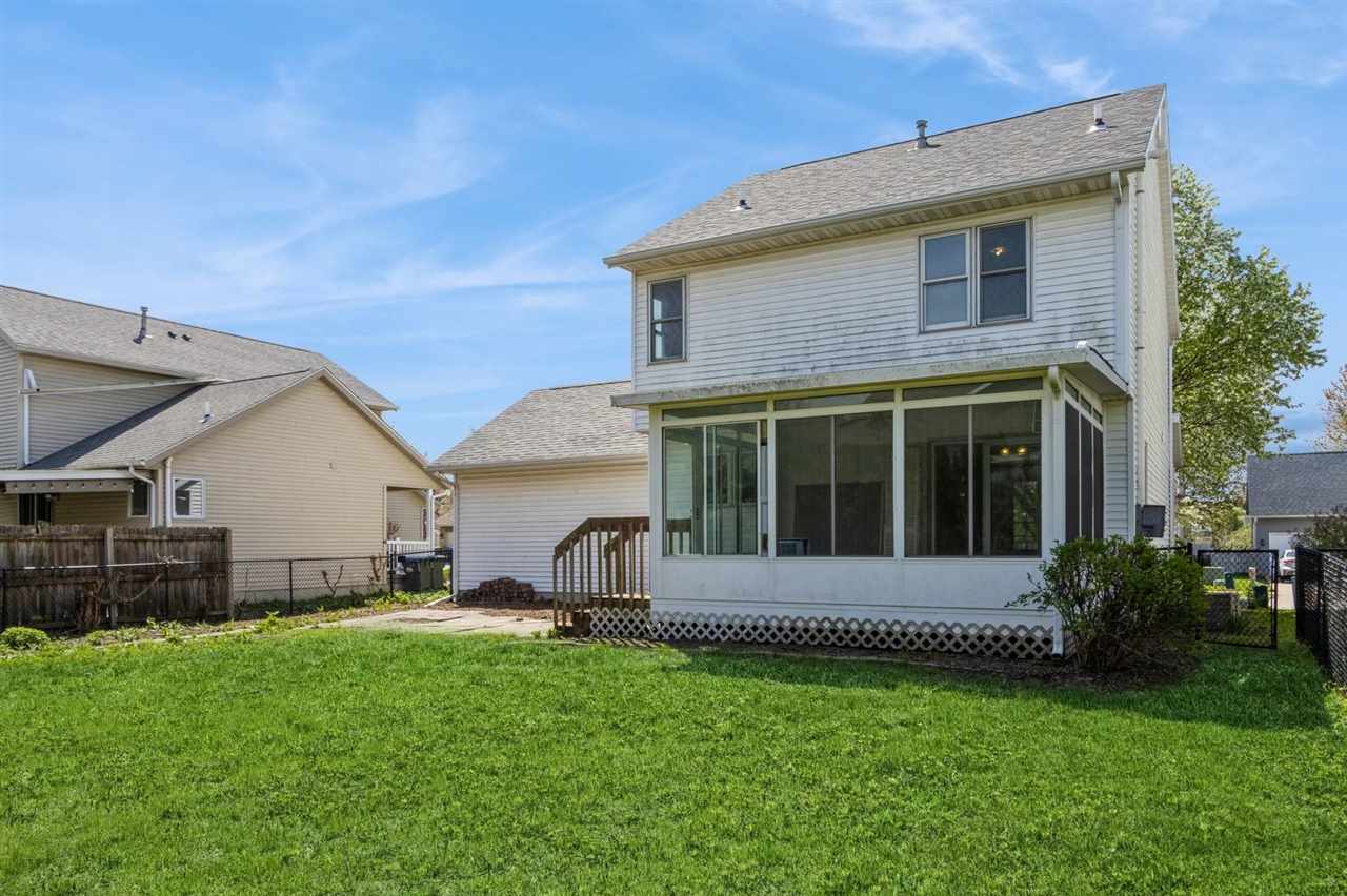 1614 Dickenson Ln