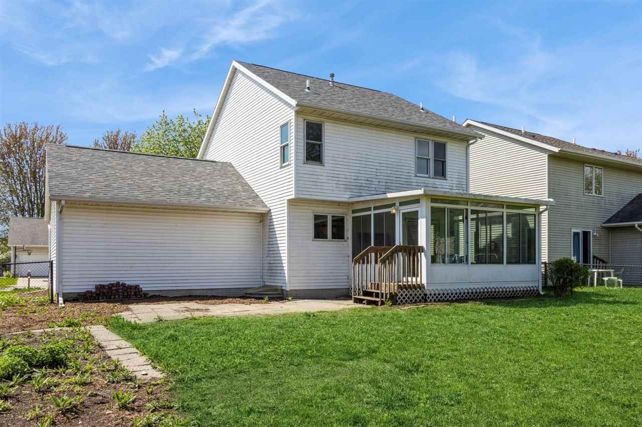 1614 Dickenson Ln