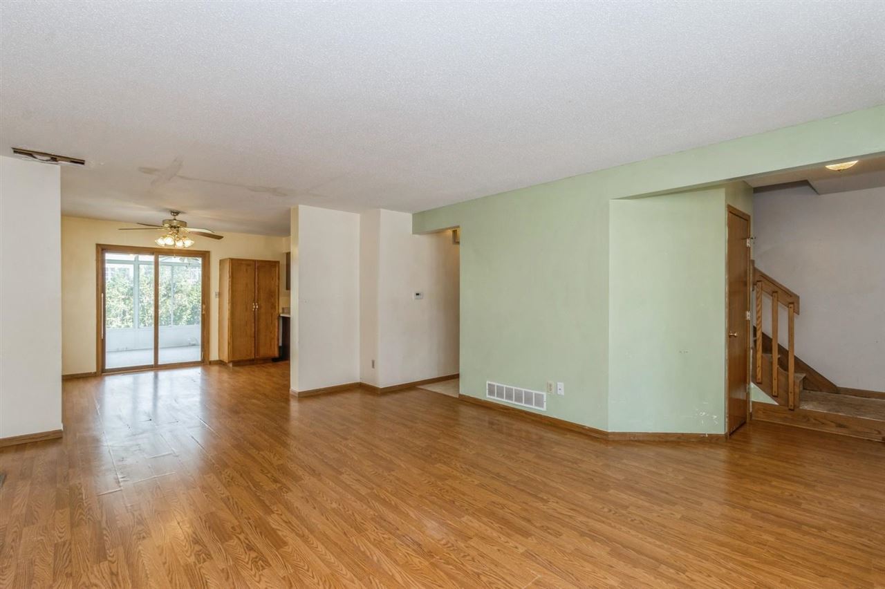 1614 Dickenson Ln