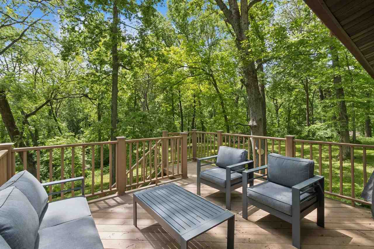 6 Woodland Dr NE
