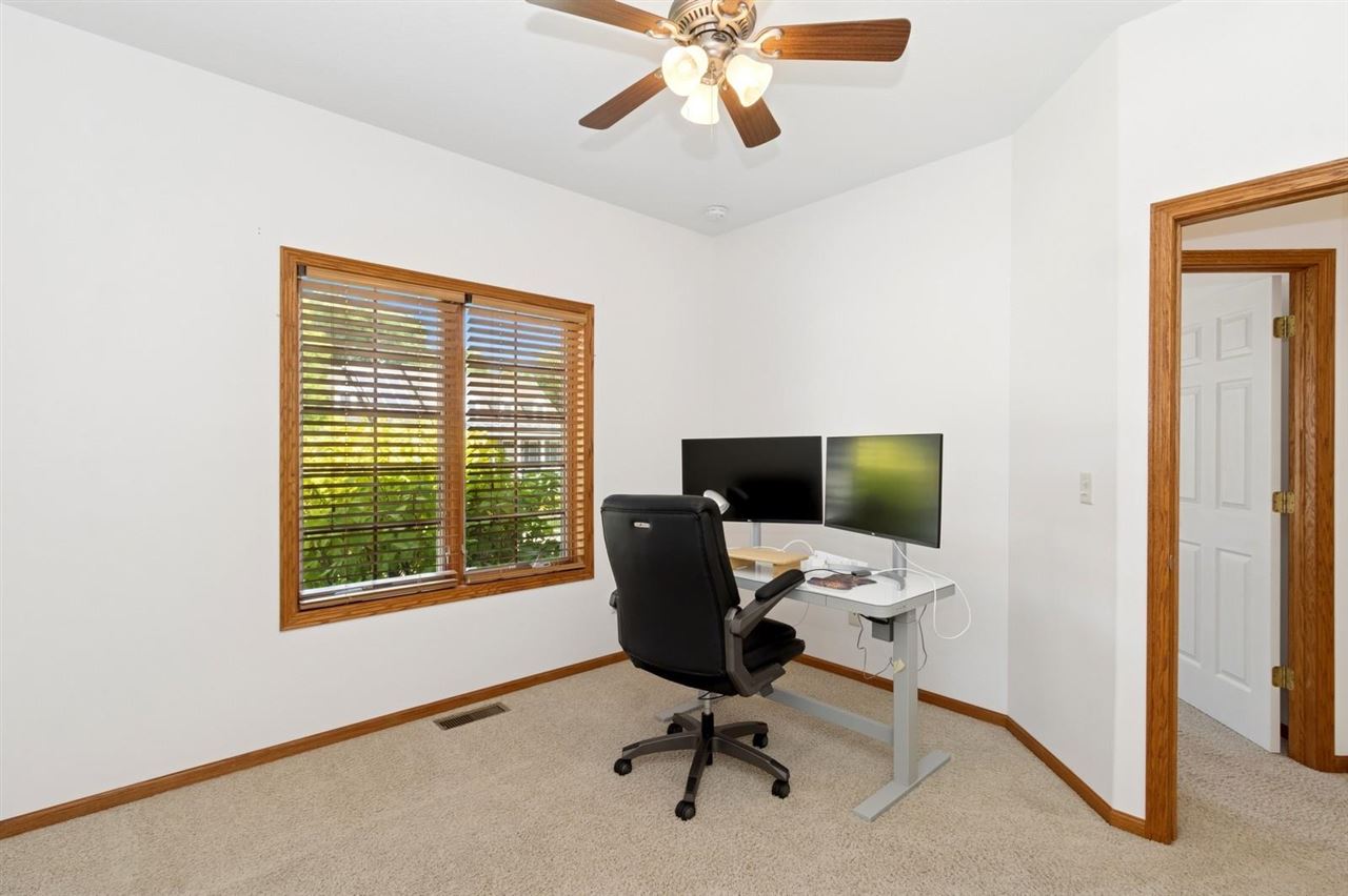931 Tamarack Trl