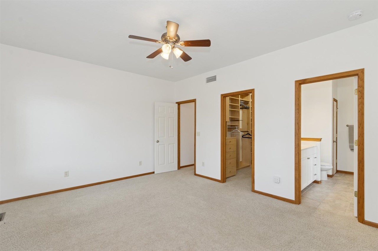 931 Tamarack Trl