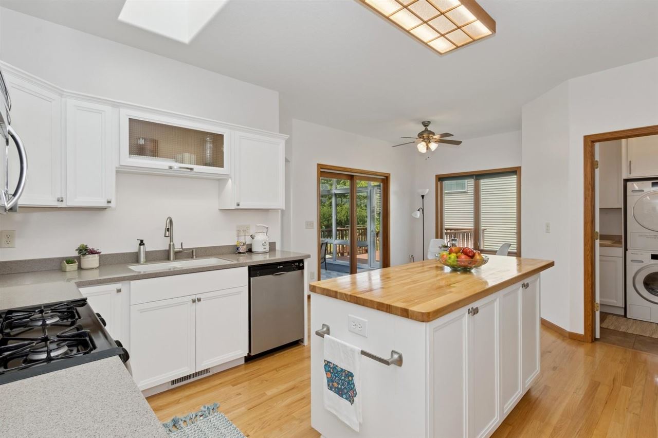 931 Tamarack Trl