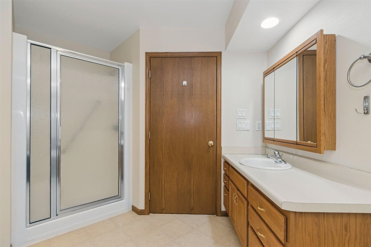 27 Camborne Cir