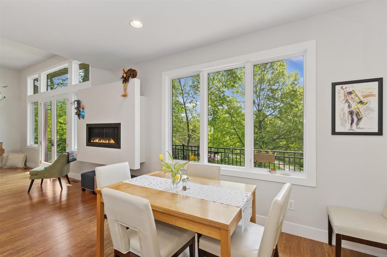 2000 Forest Hill Cir