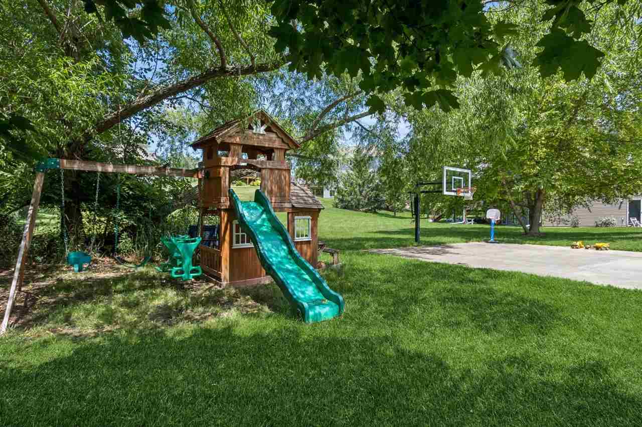2031 Diamond Mil Cir