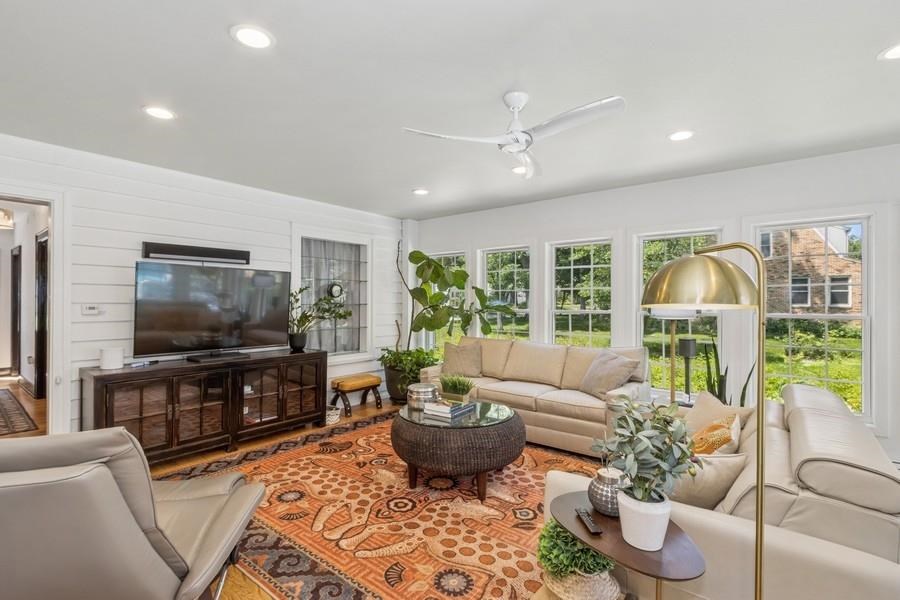 318 Ferson Ave