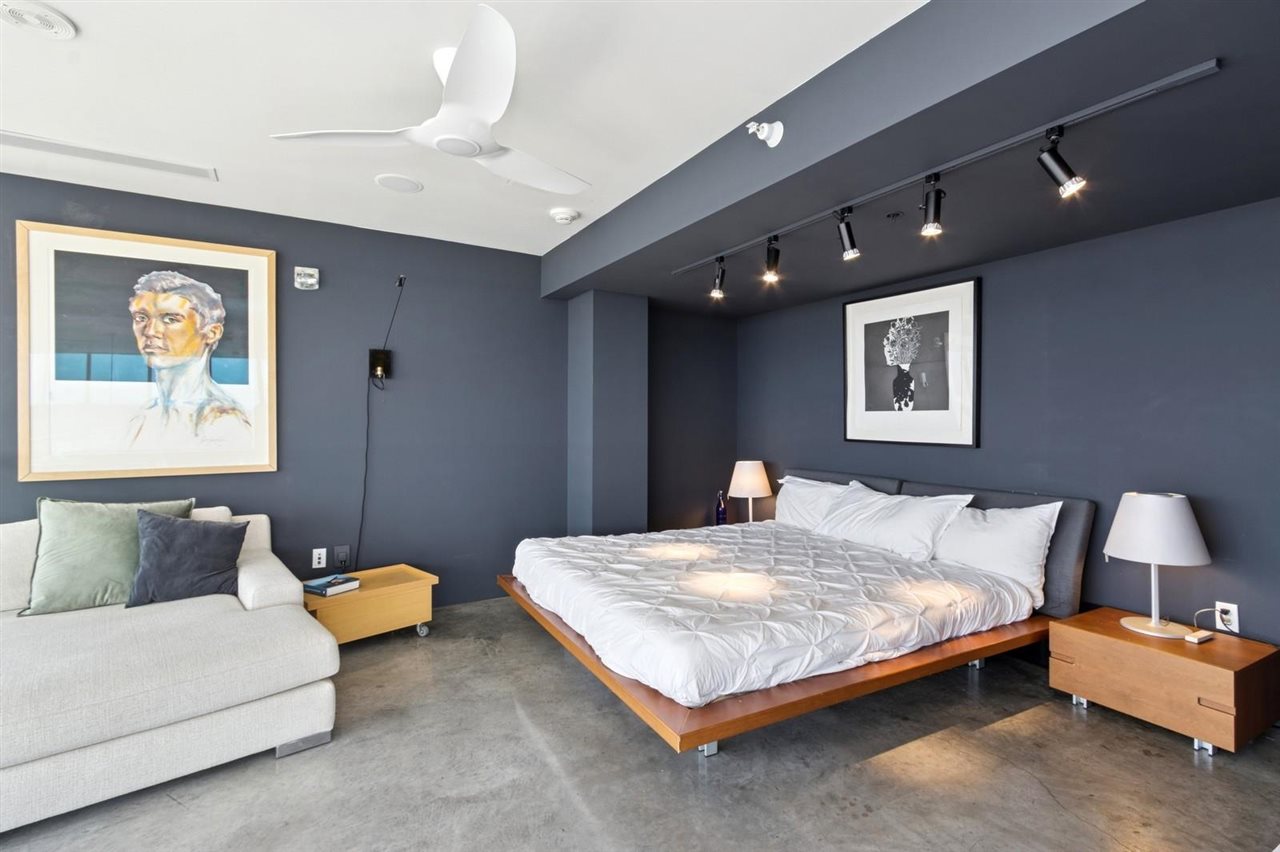 221 E College St Unit: Nos. 1301 +1302