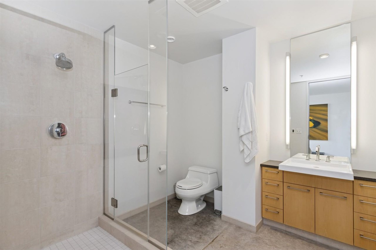 221 E College St Unit: Nos. 1301 +1302