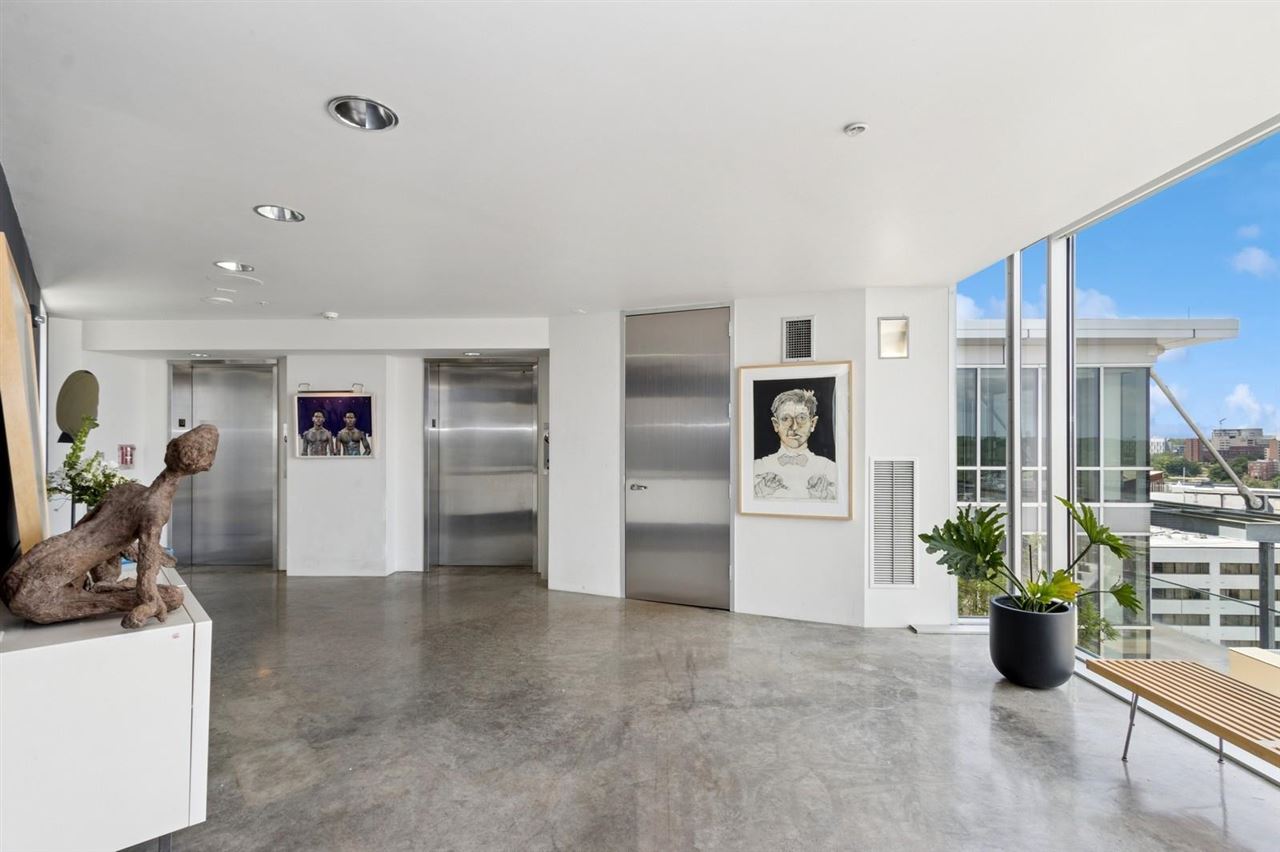 221 E College St Unit: Nos. 1301 +1302