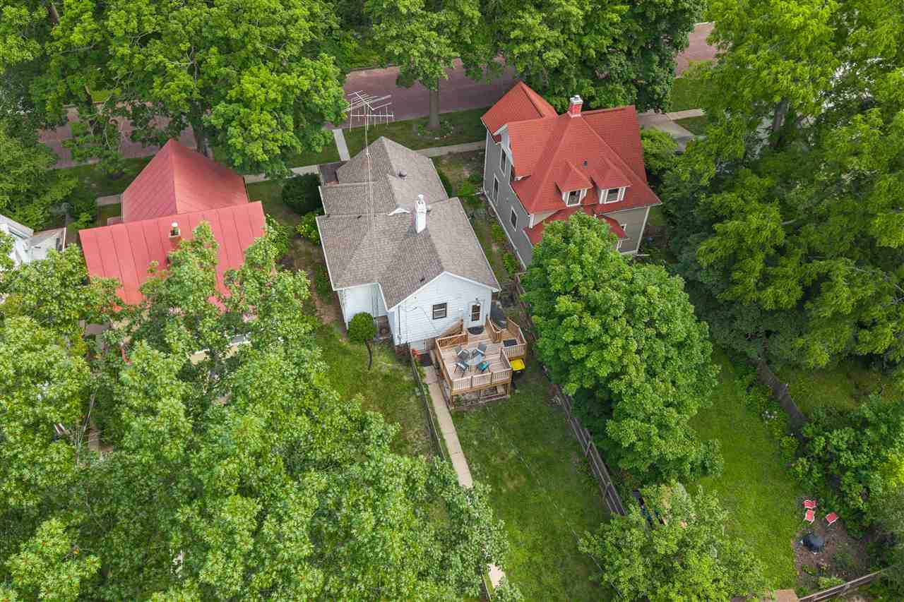 323 Brown St