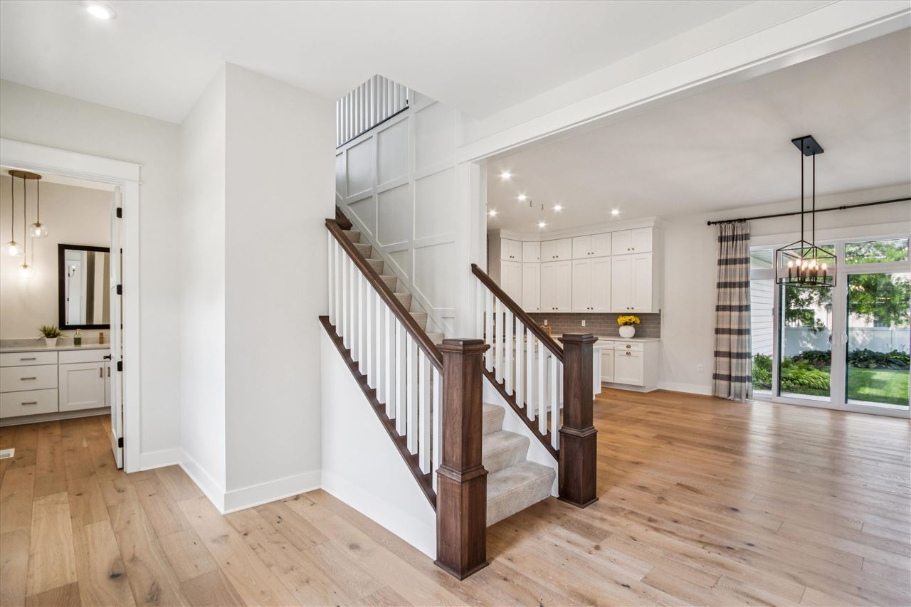 453 Windmill Pl