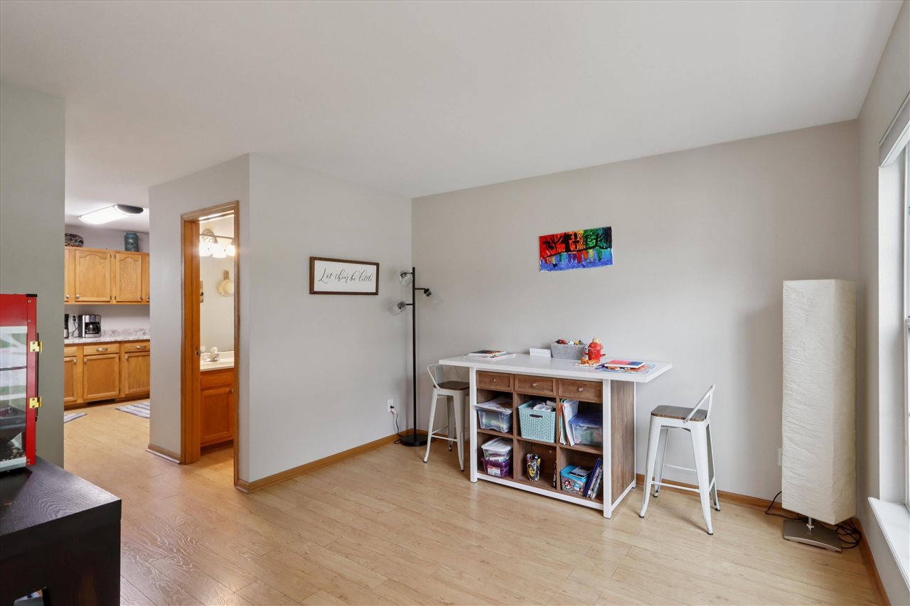 1205 Deerfield Dr