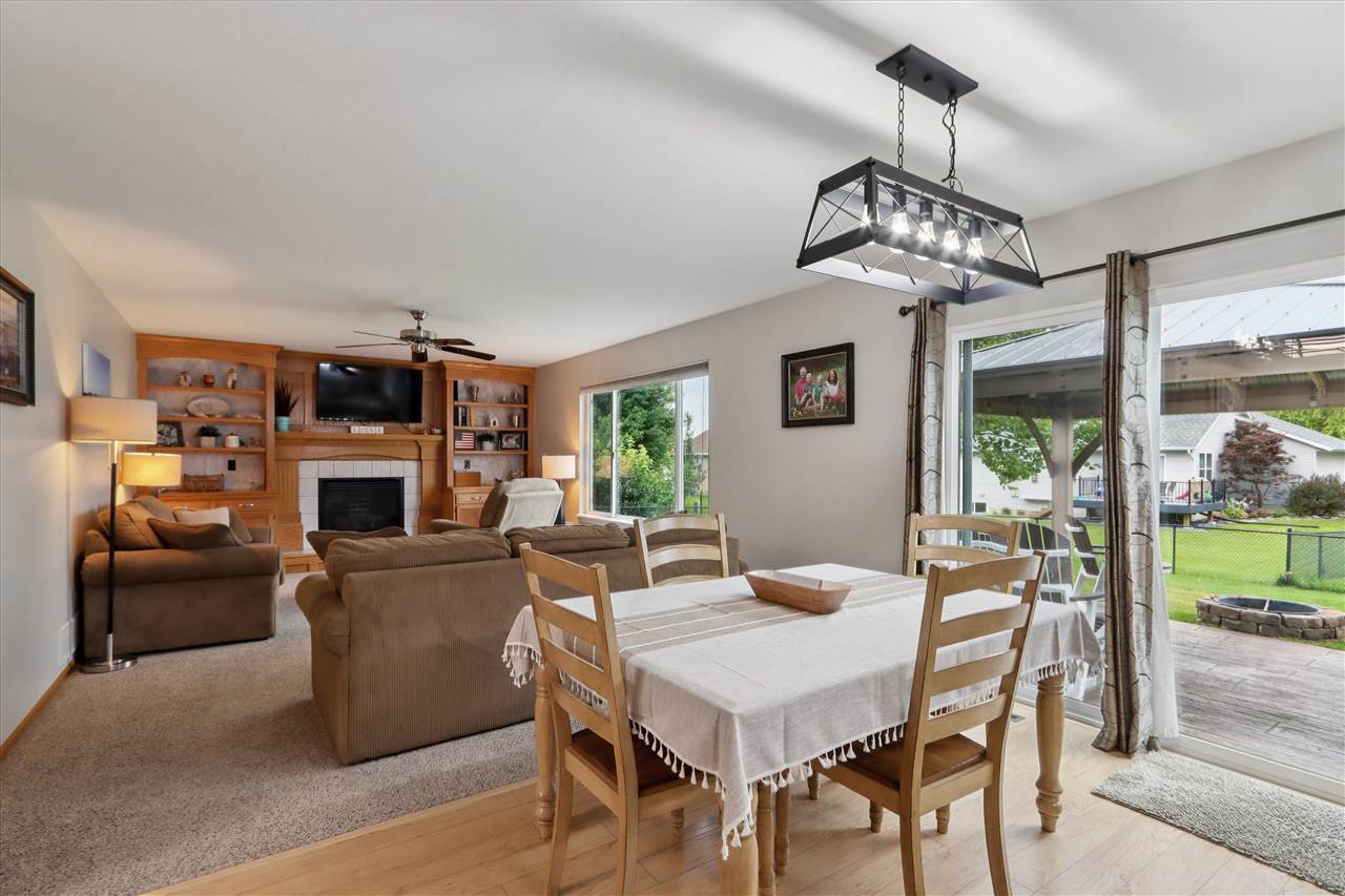 1205 Deerfield Dr