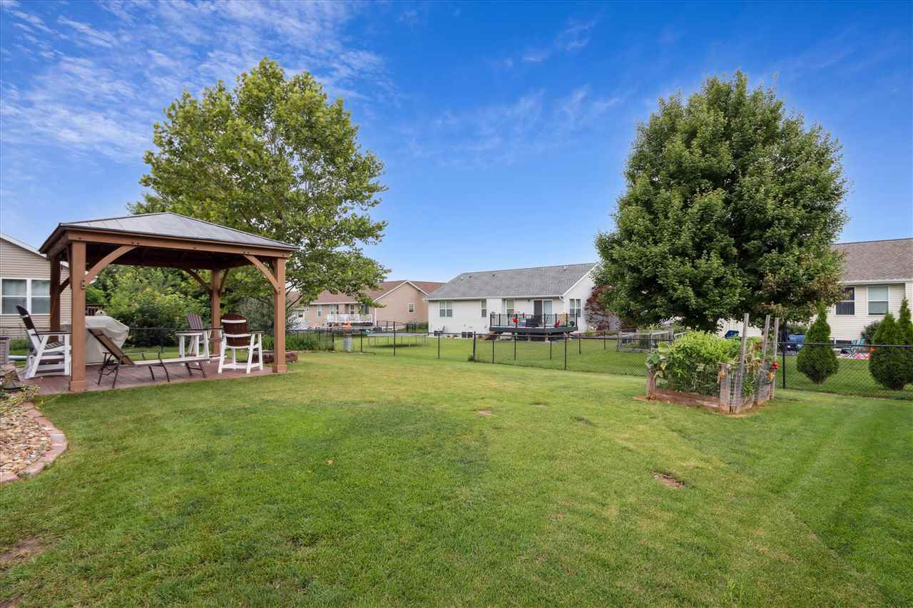 1205 Deerfield Dr