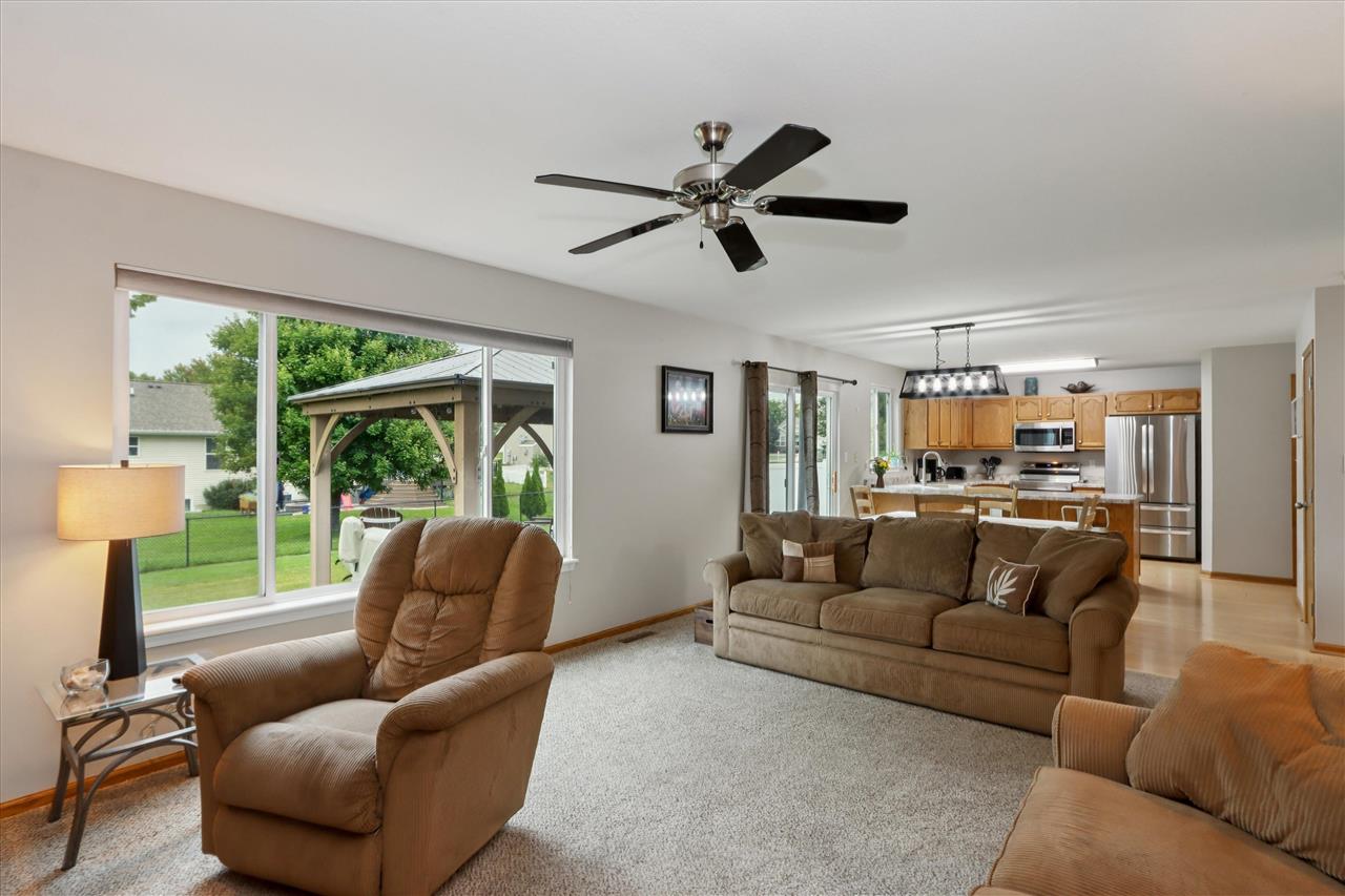 1205 Deerfield Dr