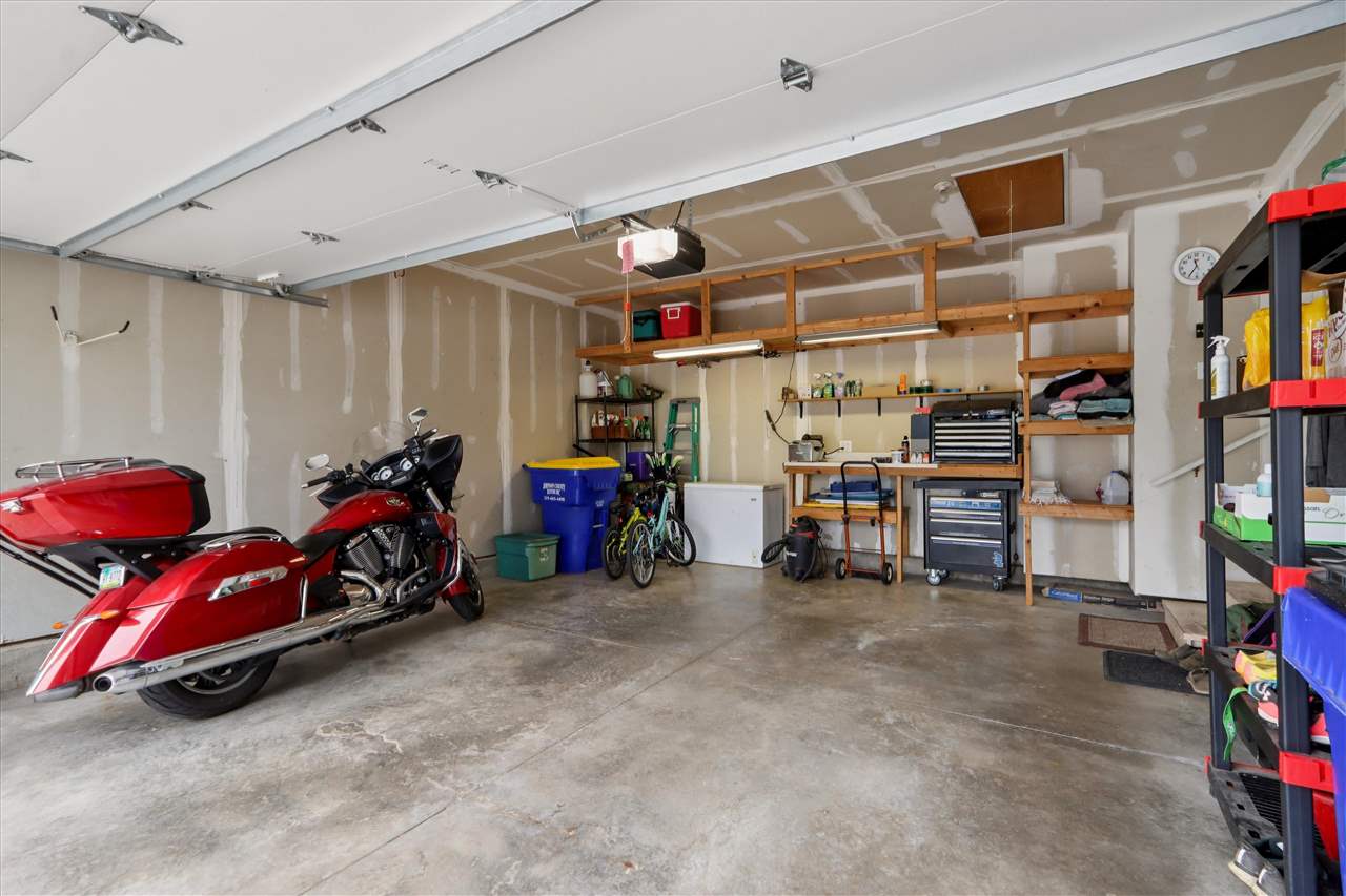 1205 Deerfield Dr