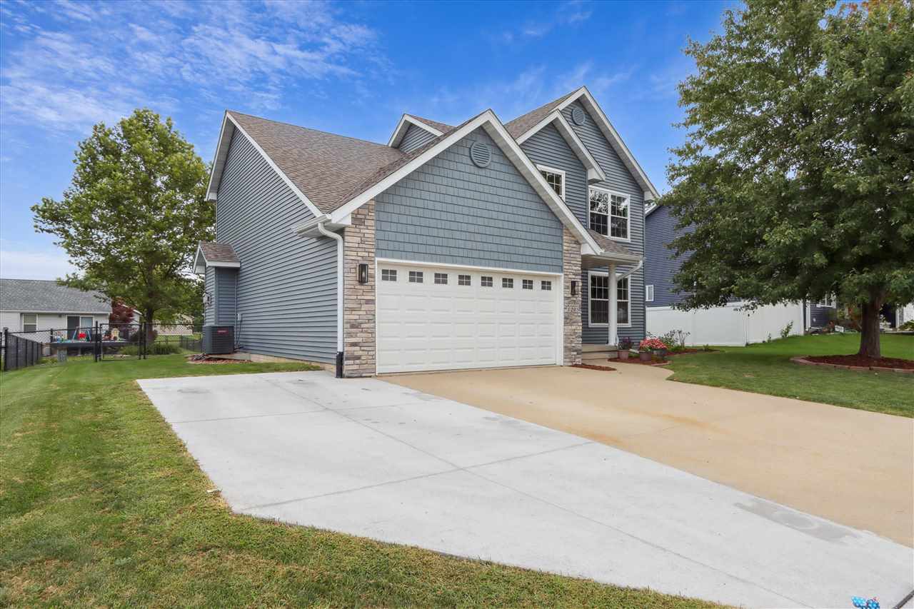 1205 Deerfield Dr