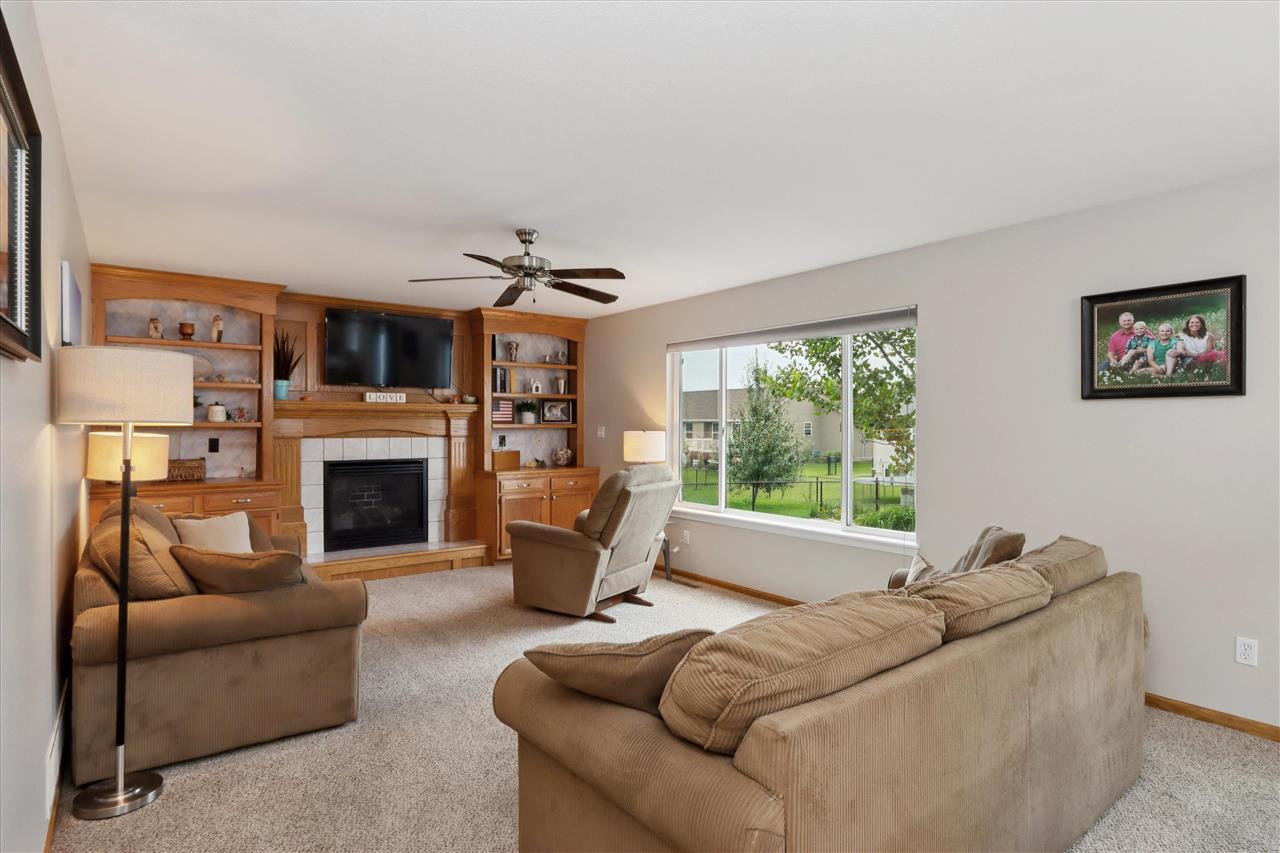 1205 Deerfield Dr