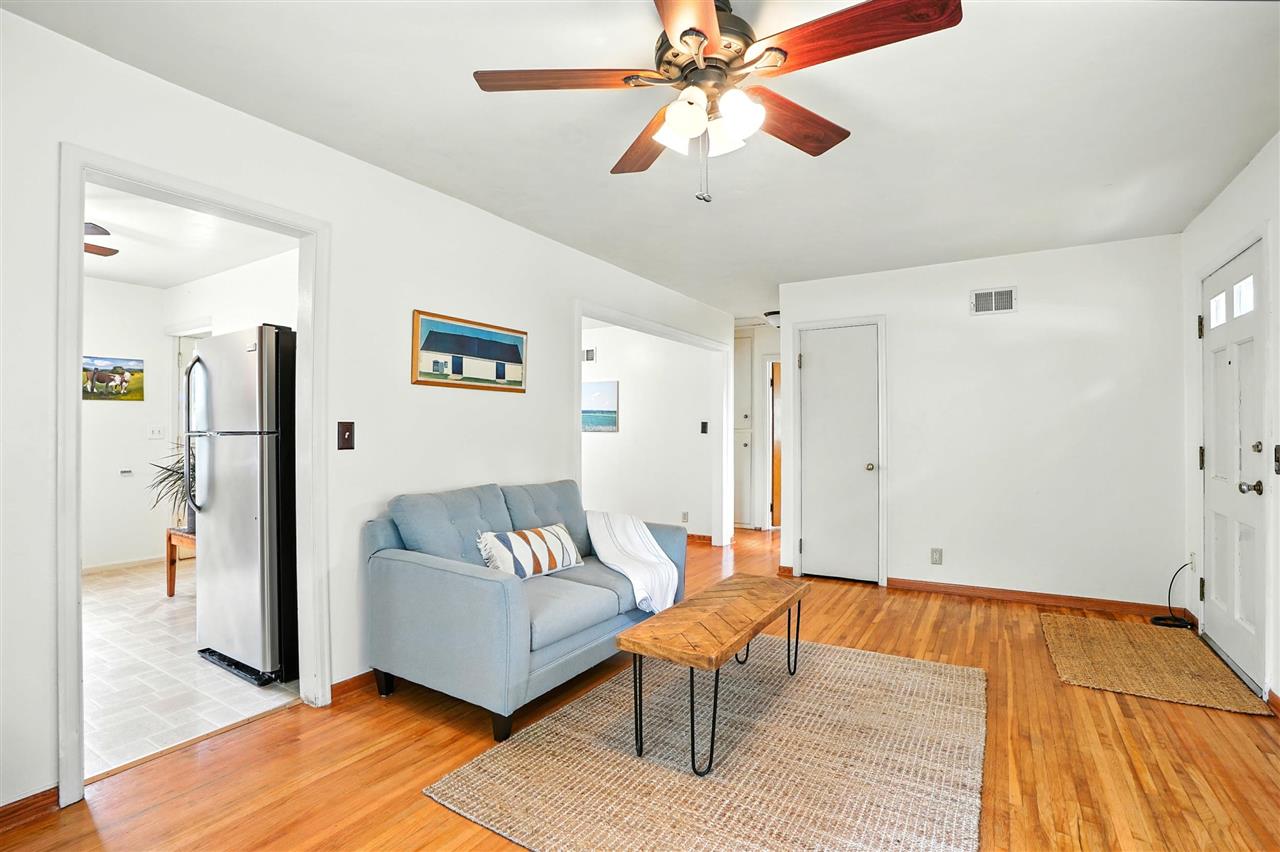 834 4th Ave