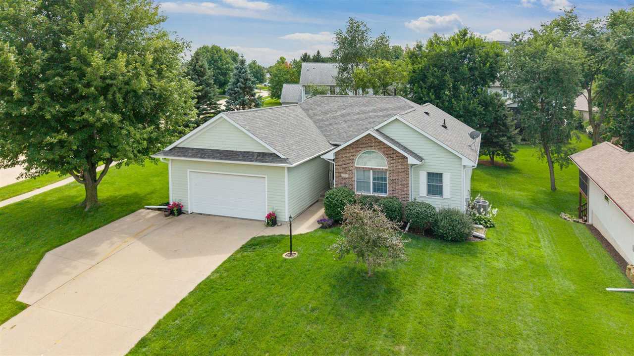 2700 Oakmont Ct