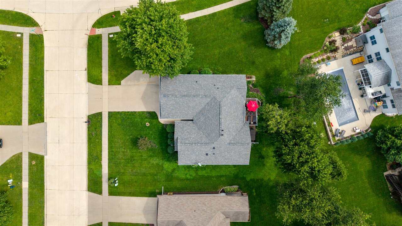 2700 Oakmont Ct