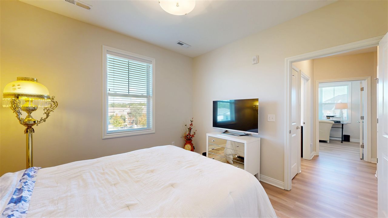 2196 Willenbrock Cir