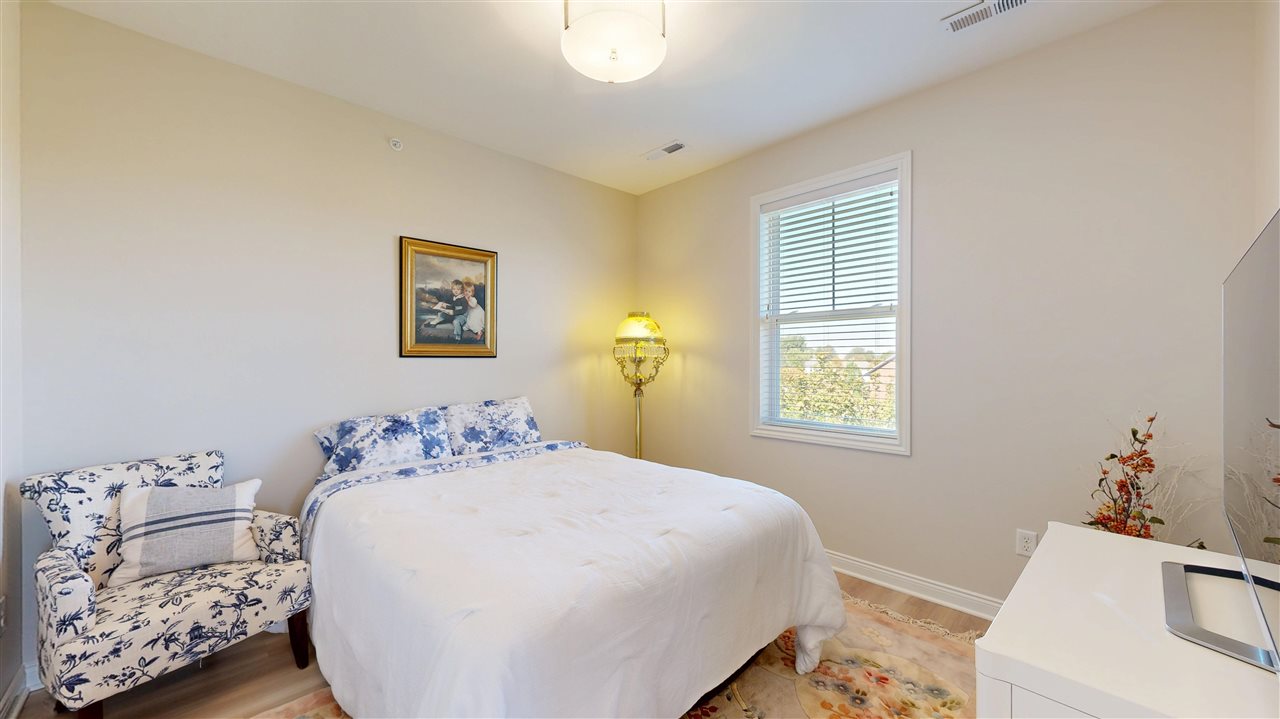 2196 Willenbrock Cir