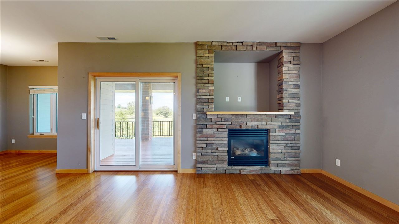 1092 Walnut Ave Unit: 321 Bldg E
