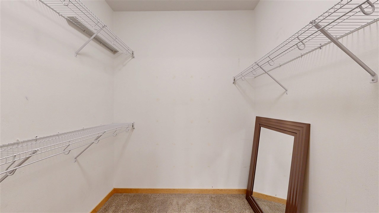 1092 Walnut Ave Unit: 321 Bldg E