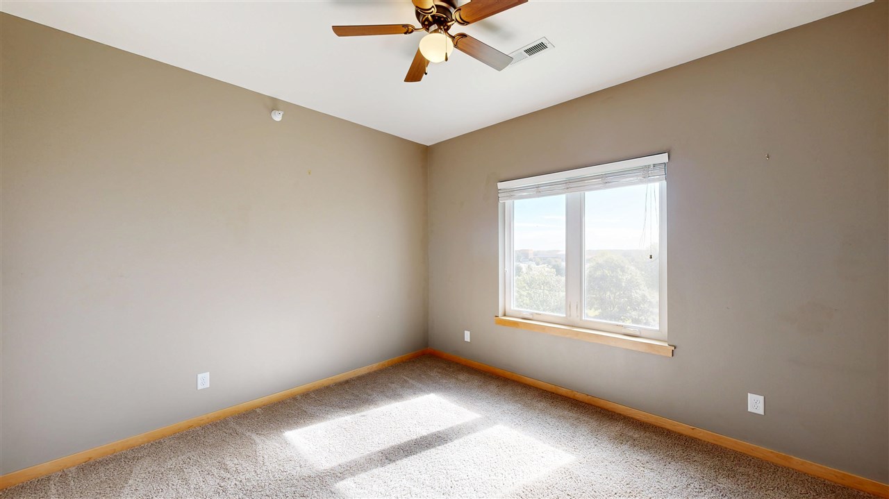 1092 Walnut Ave Unit: 321 Bldg E