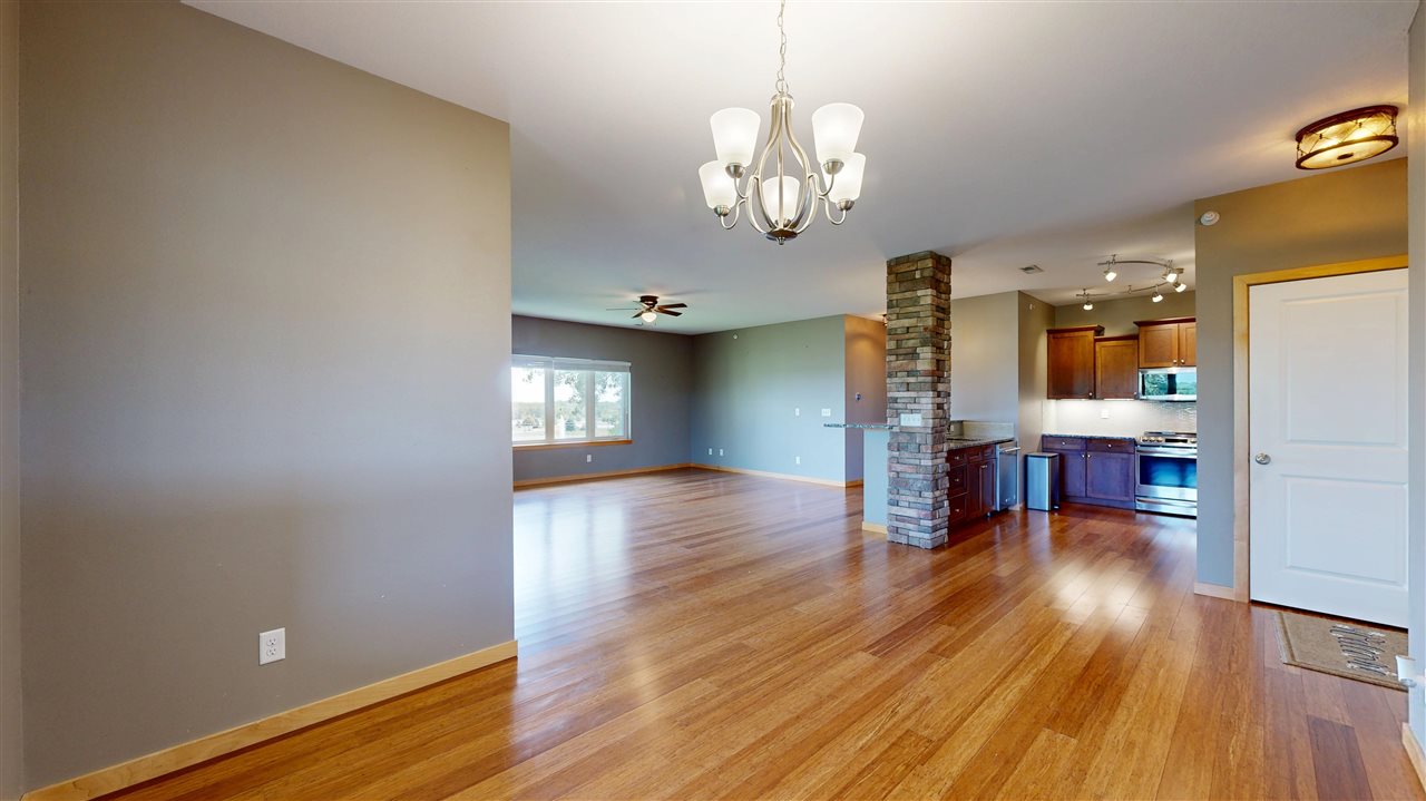 1092 Walnut Ave Unit: 321 Bldg E