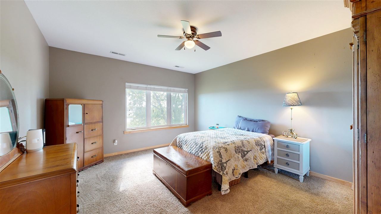 1092 Walnut Ave Unit: 321 Bldg E