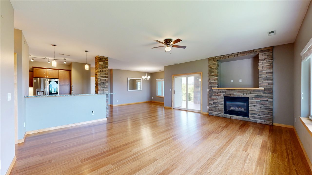 1092 Walnut Ave Unit: 321 Bldg E