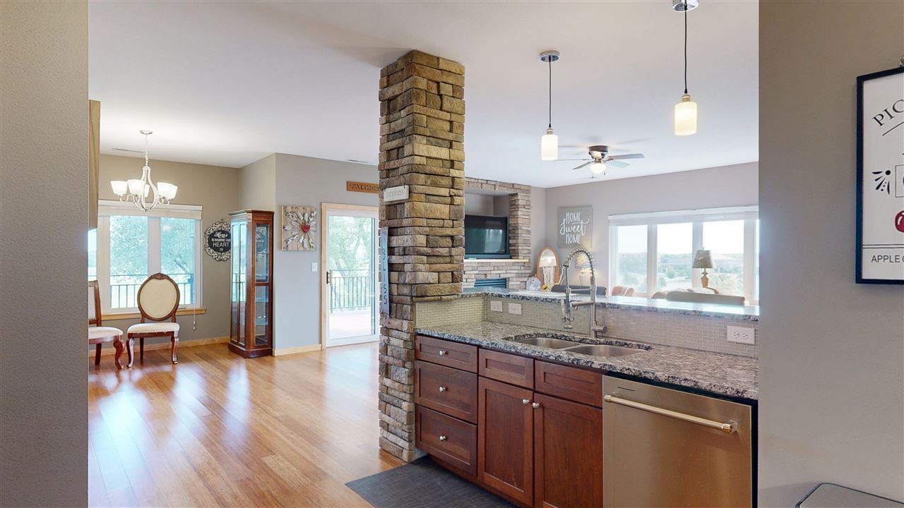 1092 Walnut Ave Unit: 321 Bldg E