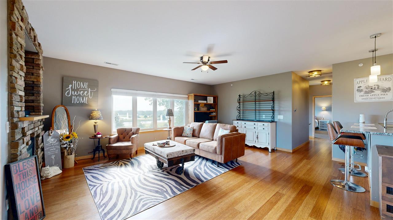 1092 Walnut Ave Unit: 321 Bldg E