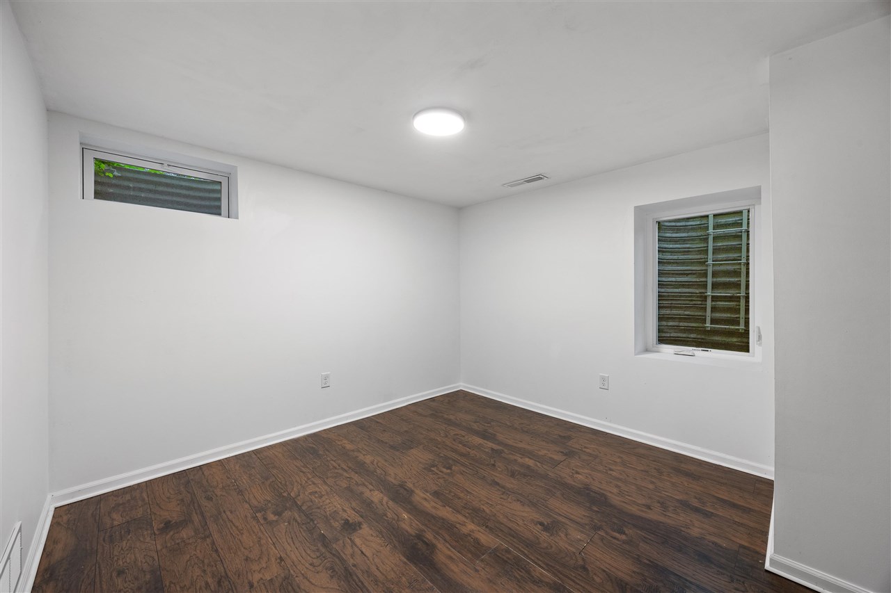 1212 Kirkwood Ave